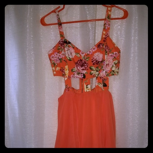 Very cute hi low summer dress! - Picture 1 of 5